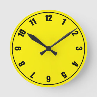 Horloge Ronde Visage Jaune