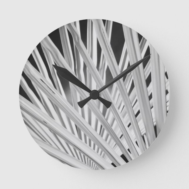 Horloge Ronde Vue noir et blanc des frondes de palmiers (Recto)