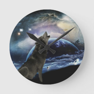 Horloge Ronde Wolf hurle sur la lune