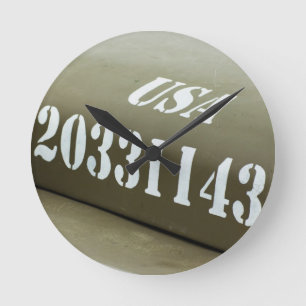 Horloge Ronde WWII US Army Jeep hood background
