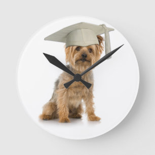Horloge Ronde Yorkie Dog with Graduation Hat
