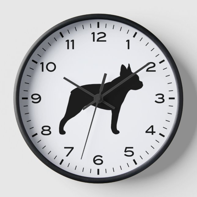 Horloge Silhouette de Boston Terrier avec chiffres et minu (Recto)