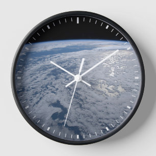 Horloge Soleil Brillant Sur L'Océan Pacifique Sud.