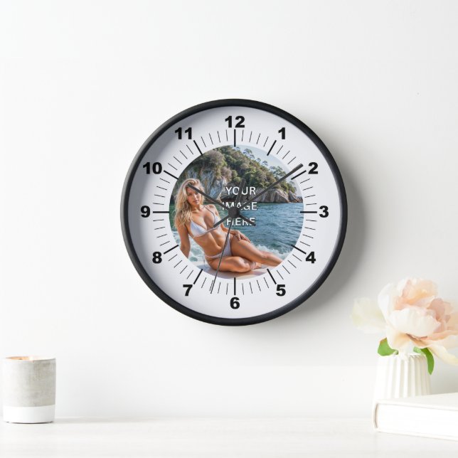 Horloge TIME! ⏰ Custom Wall Clock – Add Your Design (Maison)