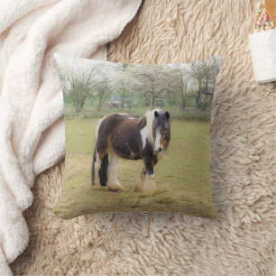 Horse love throw pillow
