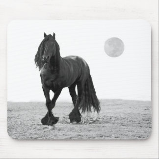 Horse perfect mouse pad