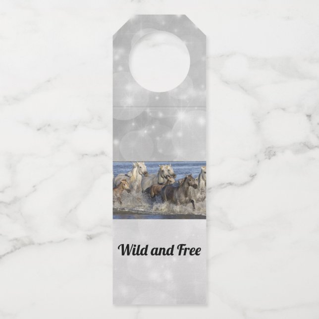Horses galloping in the water bottle tag (Front)