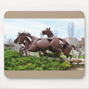 Horses statue mouse pad