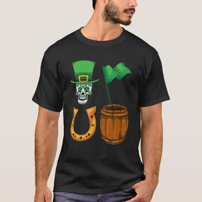Horseshoe Shamrock Clover Skull Ireland St Patrick T-Shirt (Front)