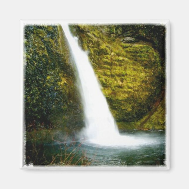 Horsetail Falls Magnet Columbia Gorge Oregon (Front)
