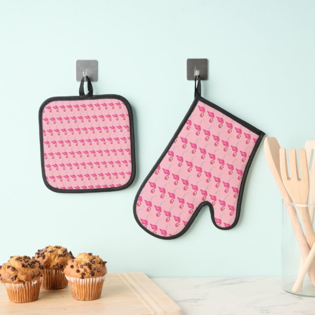 Hot Pink Flamingo Tropical Island Bird Flamingoes Oven Mitt & Pot Holder Set (Insitu(Hanging))