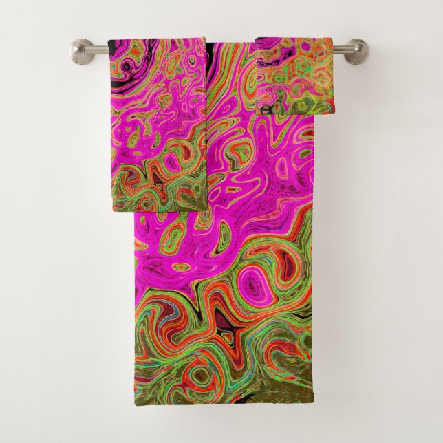 Hot Pink Groovy Abstract Retro Liquid Swirl Bath Towel Set (Insitu)