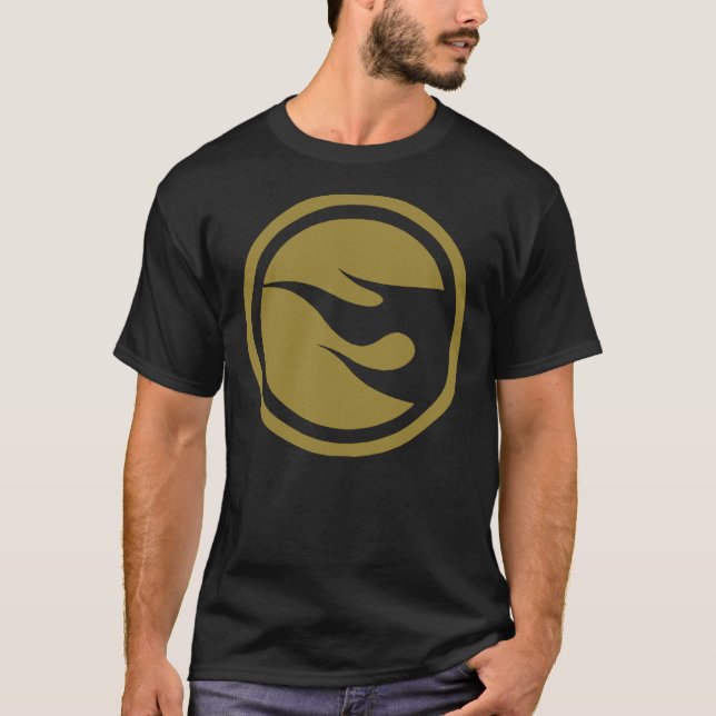 Hot Wheels Gold Treasure Hunt Symbol Classic T-Shi T-Shirt (Front)