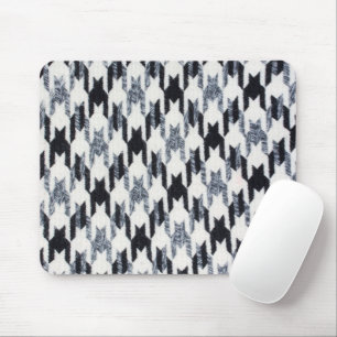 Houndstooth black and white pattern mouse pad