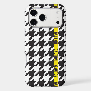Houndstooth enveloppé dans la prudence