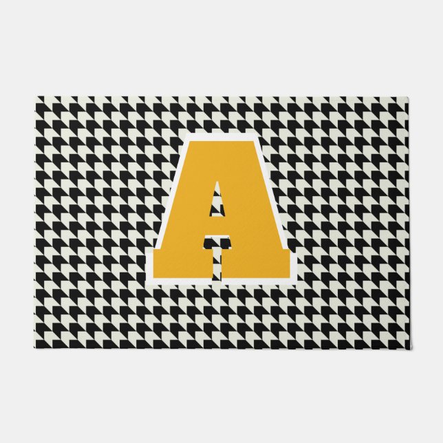 Houndstooth monogram doormat (Front)