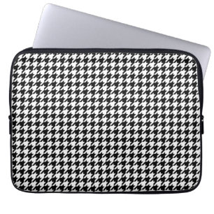 houndstooth pattern black and white laptop sleeve