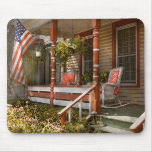 House - Porch - Traditional American Mouse Pad