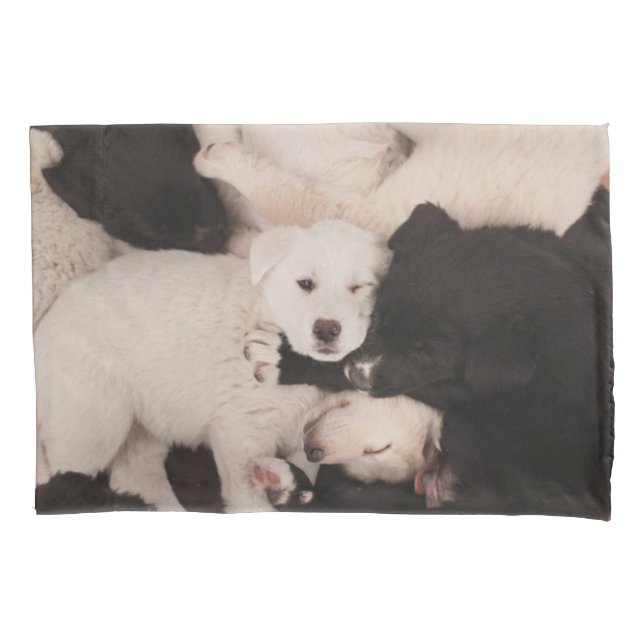 Housse D'oreillers Animaux de bébés cutest | Pile de marionnettes (devant)