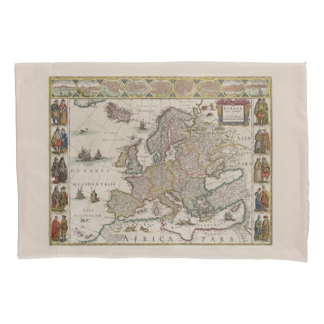 Housse D'oreillers Carte médiévale de l'Europe (par Willem Blaeu) (devant-gauche)
