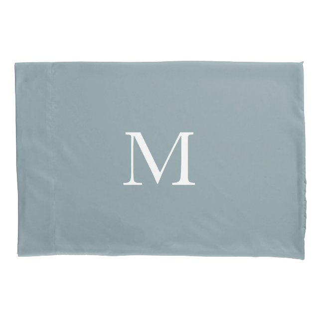 Housse D'oreillers Monogramme moderne Solid Dusty Green (devant-gauche)