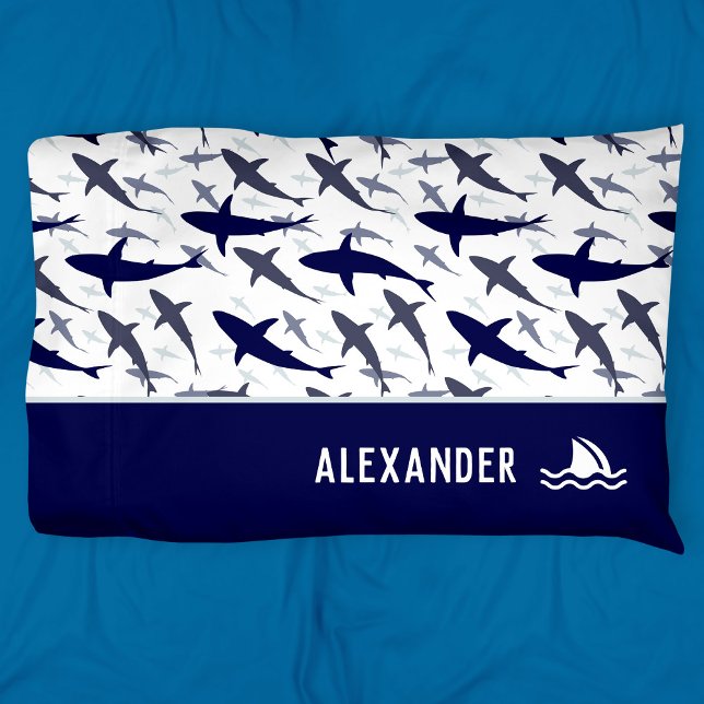 Housse D'oreillers Motif de requin bleu et blanc avec nom Boy (Créateur téléchargé)