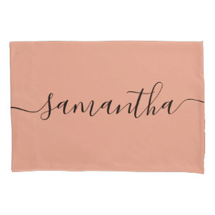 Housse D'oreillers Nom de calligraphie rose pâle personnalisé