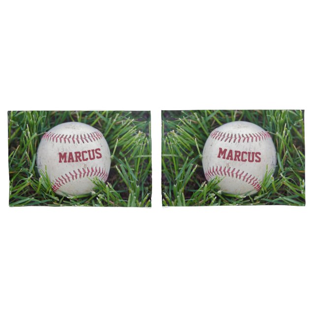 Housse D'oreillers Nom sur un baseball en herbe (devant-Set)
