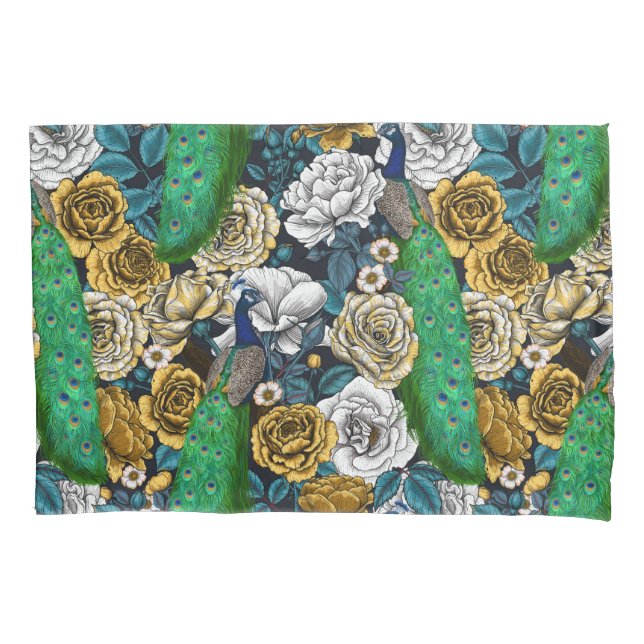 Housse D'oreillers Peacocks dans le jardin rose 3 (devant-gauche)