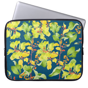 Housse Pour Ordinateur Portable Berries d'automne sur un mannequin d'ordinateur po