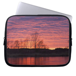 Housse Pour Ordinateur Portable Brilliant sunset reflects into the Calamus River