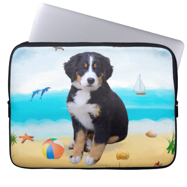 Housse Pour Ordinateur Portable Chien de montagne bernois sur la plage (Devant)