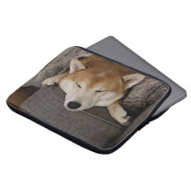 Coque d'ordinateur portable Shiba Inu dormant