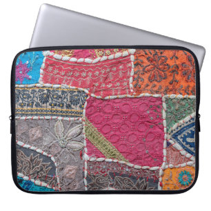 Housse Pour Ordinateur Portable Détail du vieux tapis coloré en patchwork, Inde. D