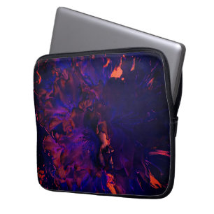 Housse Pour Ordinateur Portable Fleur Abstraite submergée dans un effet gothique v
