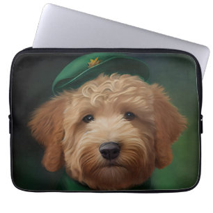 Housse Pour Ordinateur Portable Goldendoodle Dog en tenue de la Saint Patrick