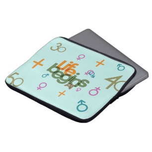 Housse Pour Ordinateur Portable La Vie Commence À (Personnaliser) Portable 13 po