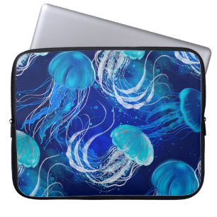 Housse Pour Ordinateur Portable Many blue jellyfishes swimming underwater. Seamles