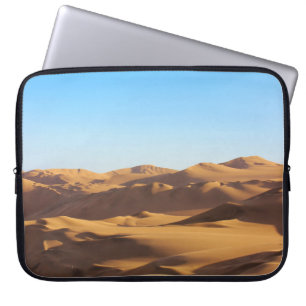 Housse Pour Ordinateur Portable MONTAGNES Brown ET BLANCHES SOUS LE CIEL BLEU DURA