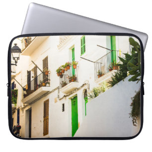 HOUSSE POUR ORDINATEUR PORTABLE MOTO NOIR PRÈS DU BÂTIMENT DE MUR BLANC À DAYTI