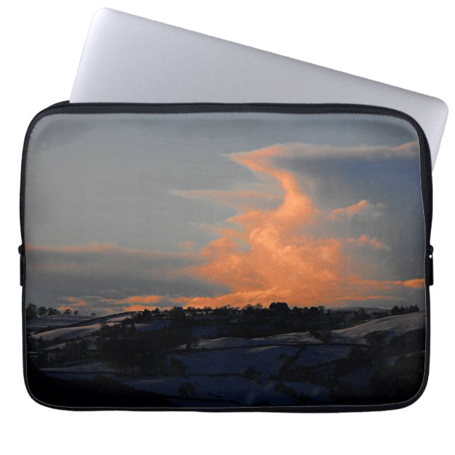 Housse Pour Ordinateur Portable Nuage de neige sur Newtown, Powys (Devant)