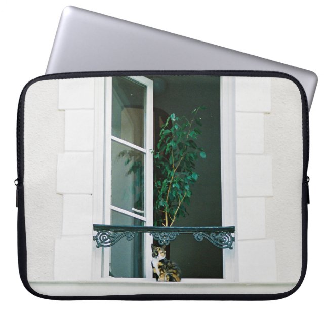 HOUSSE POUR ORDINATEUR PORTABLE PLANTE VERT SUR FENÊTRE BLANCHE (Devant)