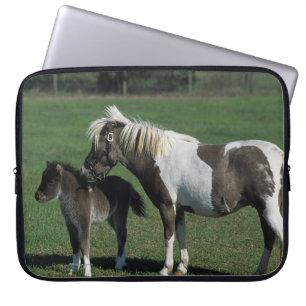Housse Pour Ordinateur Portable Position miniature de jument et de poulain