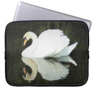 Housse Pour Ordinateur Portable Réflexion majestueuse de cygne