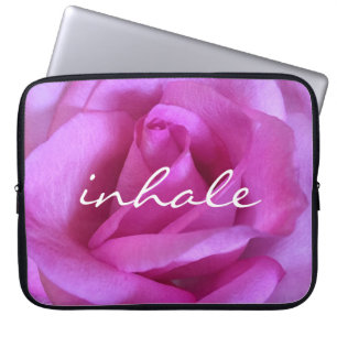Housse Pour Ordinateur Portable Rose violet photo Inhale Citation moderne Gras