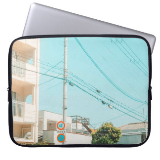 HOUSSE POUR ORDINATEUR PORTABLE ROUTE PRÈS DE LA MAISON