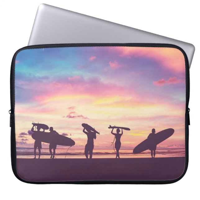 Housse Pour Ordinateur Portable Silhouette Des surfeurs transportant leur surfboa (Devant)