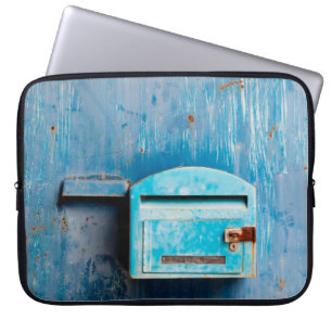 Housse Pour Ordinateur Portable Vieux boîte aux lettres sur portier antique, arriè