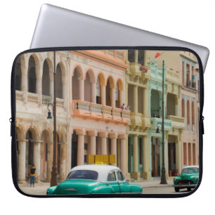 HOUSSE POUR ORDINATEUR PORTABLE VOITURE VERTE SUR LA ROUTE