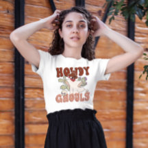 Howdy Ghouls Western Retro Funny Halloween T-Shirt